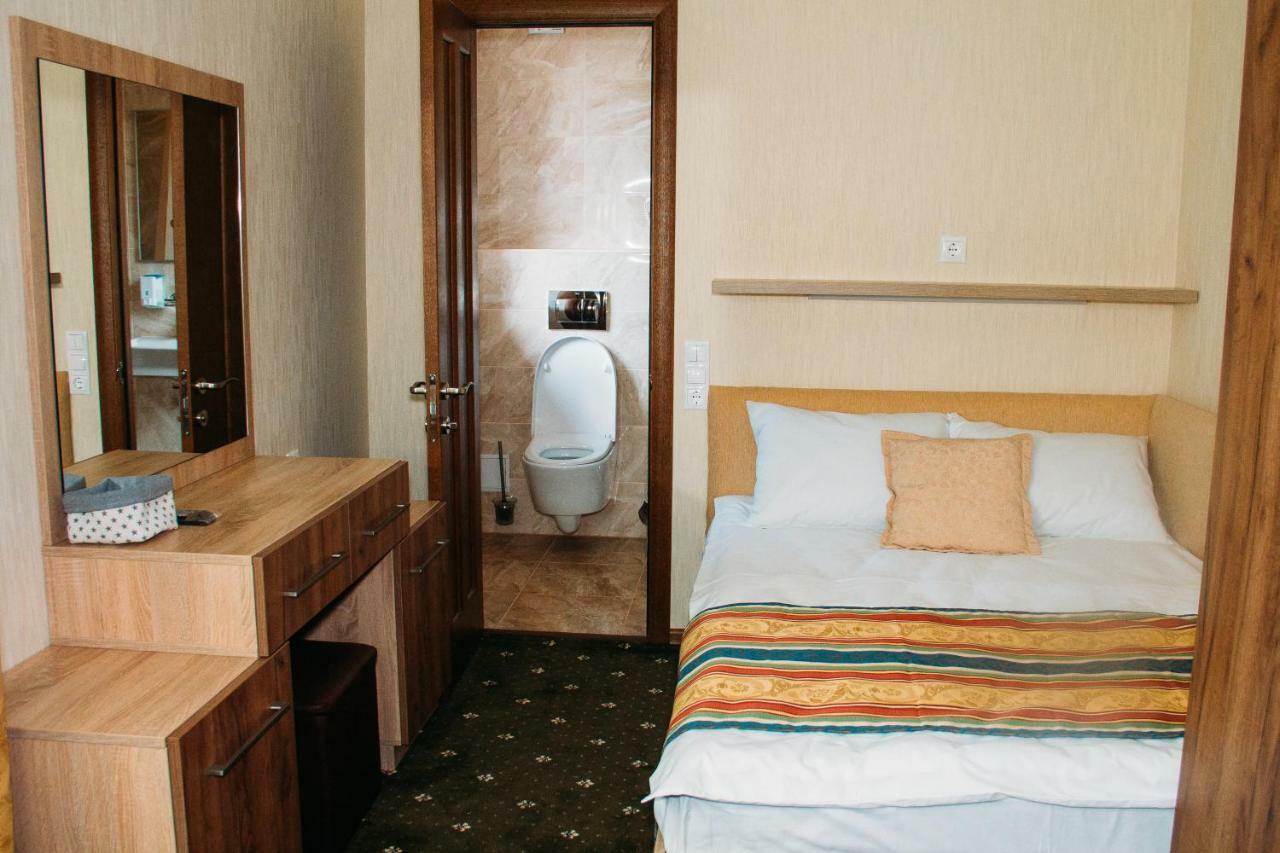 Rioro Hotel เมอร์ฮอรอด ภายนอก รูปภาพ